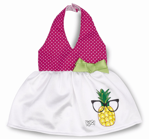Nancy un dia de ropita de verano vestido blanco piña fucsia