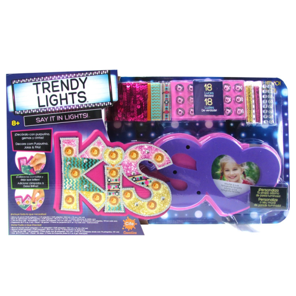 Trendy lights kiss cife
